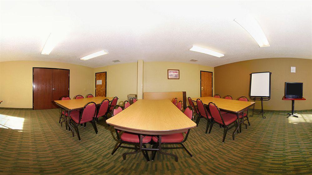 Hotel Super 8 By Wyndham Nixa/springfield Area Nixa