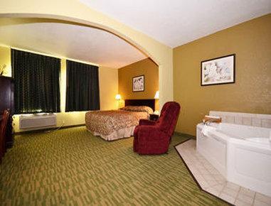 Super 8 By Wyndham Nixa/springfield Area Hotel 2*